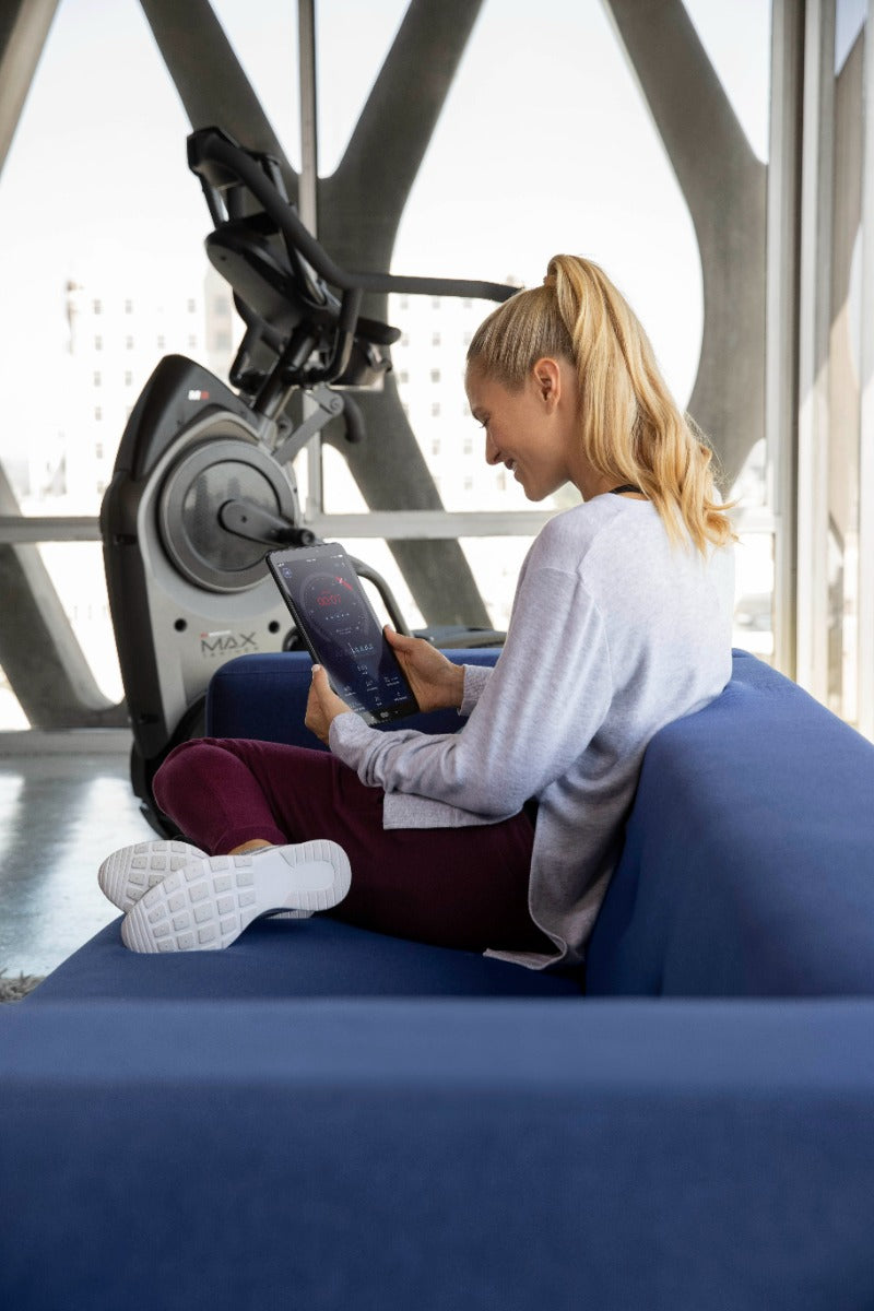 Max Trainer M8
