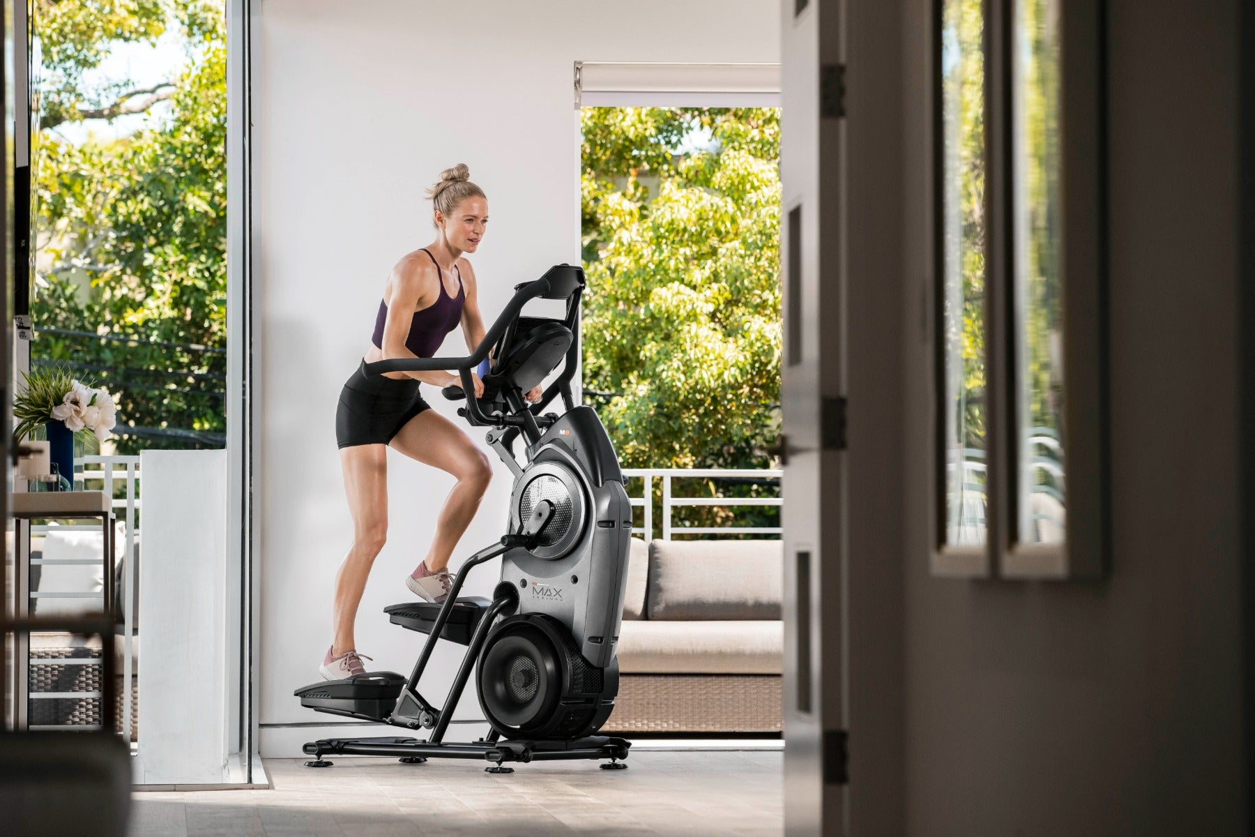 Max Trainer M8