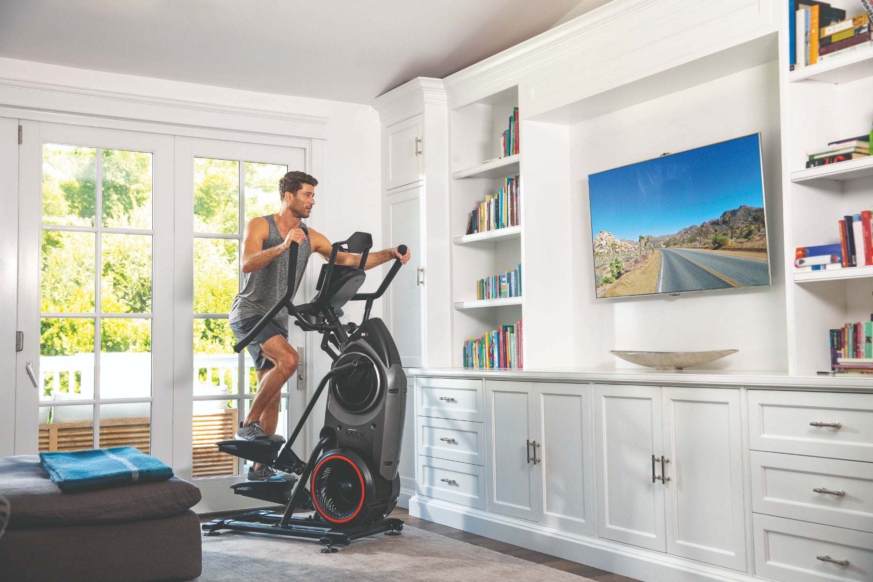 Max Trainer M8