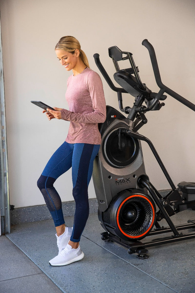 Max Trainer M8